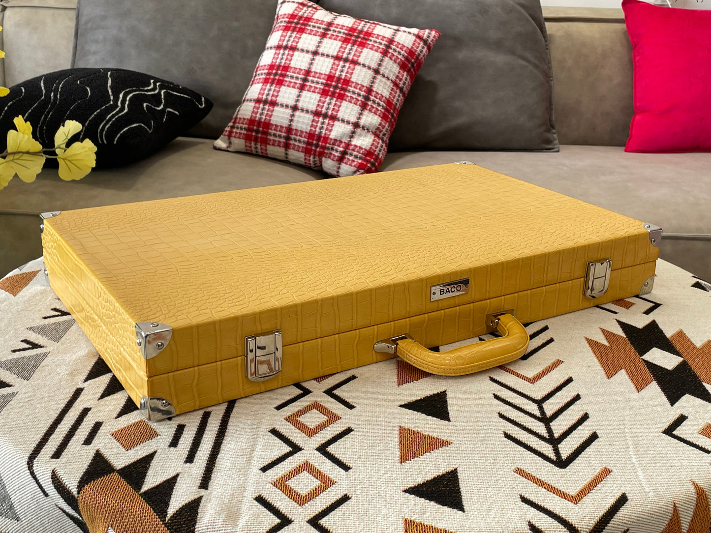 BACO Yellow Alligator Backgammon-21inches
